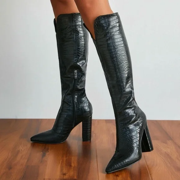 NIB Pauvaody Black Snakeskin Faux Leather Knee High Tall Pointed Heel Boots 7 - Picture 1 of 16